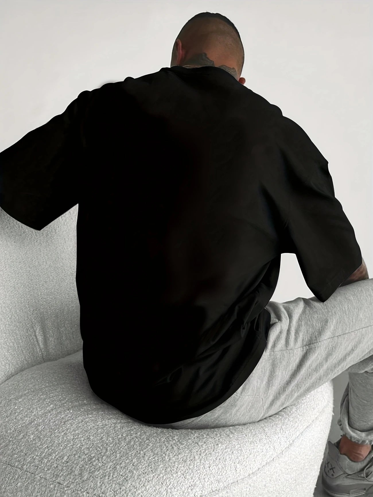 Daisuke™ – T-Shirt Oversize con Orso Stilizzato