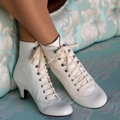 Chloe™ | Viktorianische Schnür-Stiefel